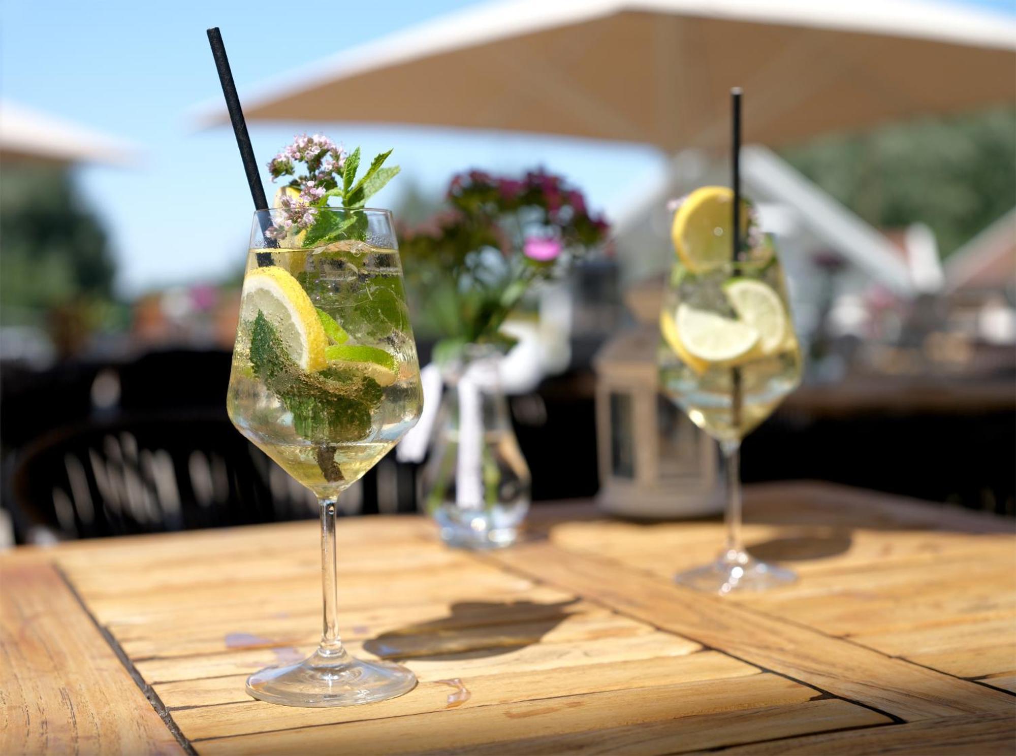 Ferienhaus Fuer 8 Personen Mit Kamin & Terrasse ボルテンハーゲン エクステリア 写真