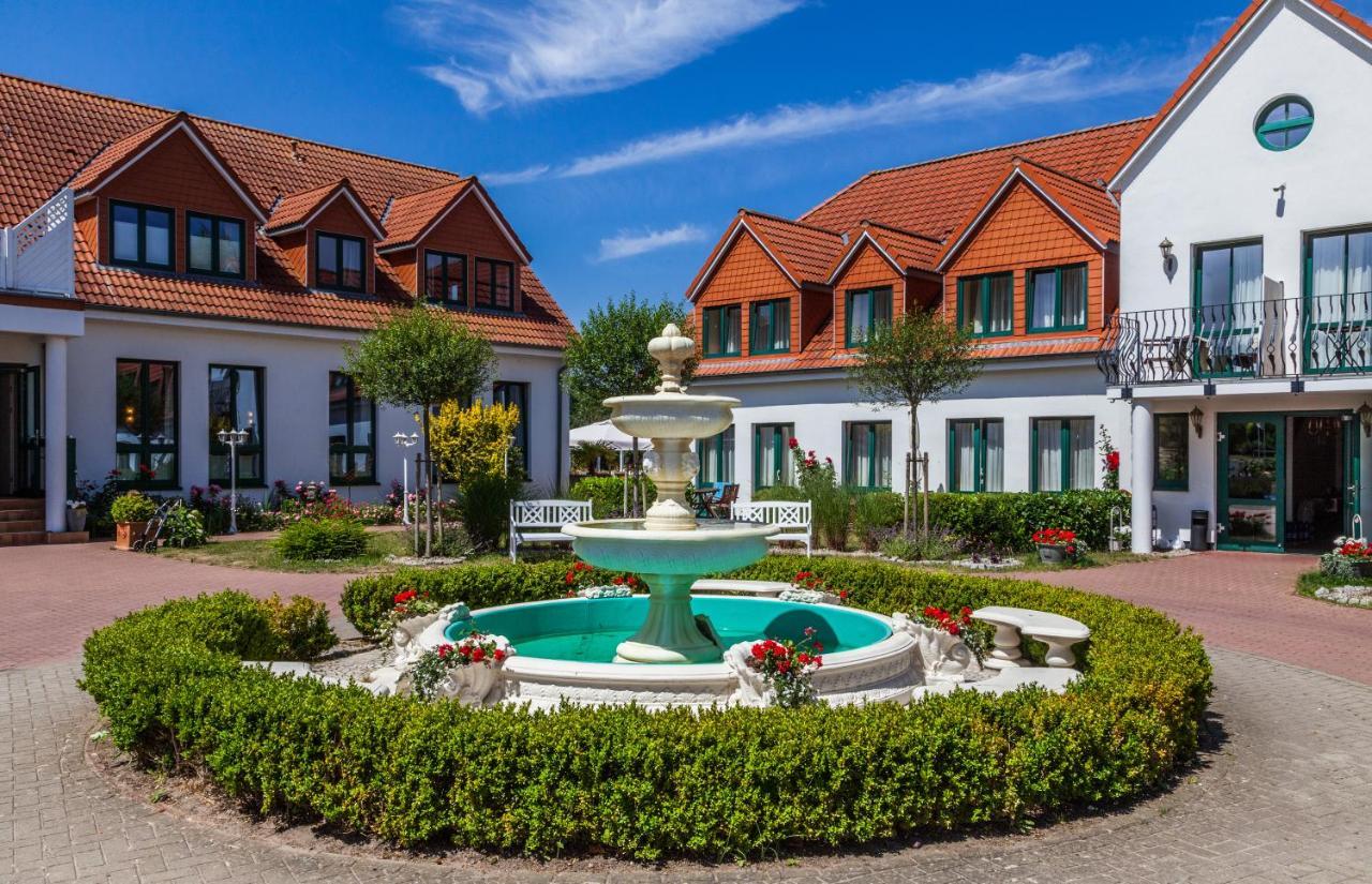 Ferienhaus Fuer 8 Personen Mit Kamin & Terrasse ボルテンハーゲン エクステリア 写真